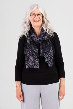 Solana sjal svart/grå