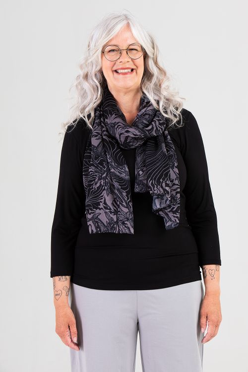 Solana scarf black/grey