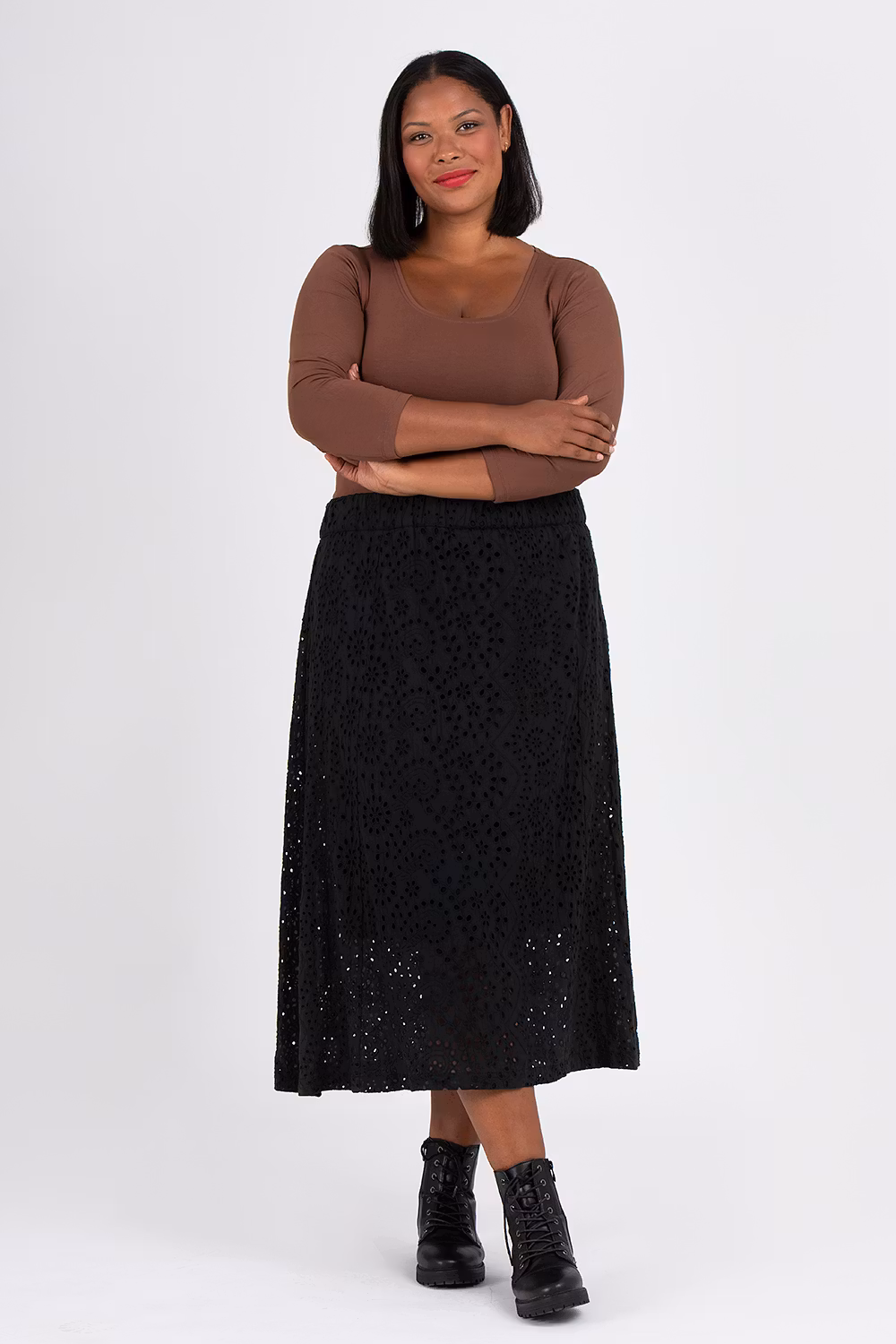 Nio skirt black embroidery