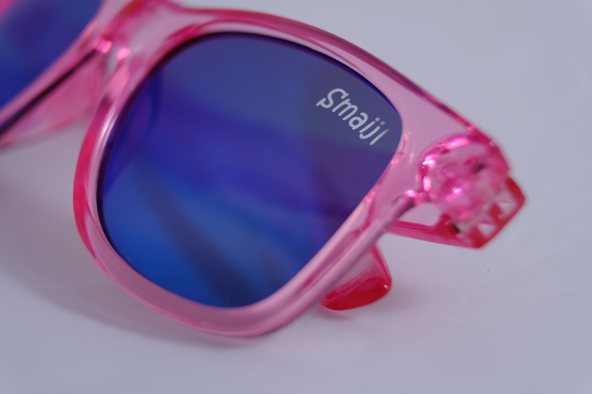 Junior pink