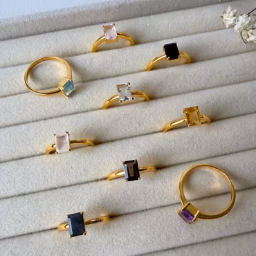 Rosenkvarts ring - rektangulär kristall