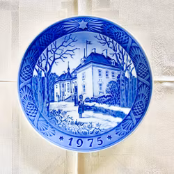 Jultallrik 1975 Royal Copenhagen ”Marselisborg slot”