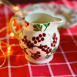Kanna Emma Bridgewater ”Hawthorn Berries”