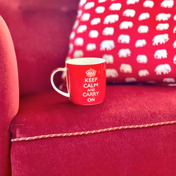 Kopp av porslin ”Keep calm and carry on”