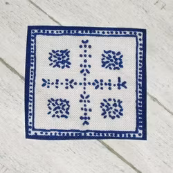 Liten blå duk ca 47 x 47 mm