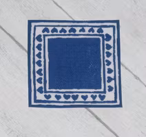 Liten blå duk ca 42 x 42 mm