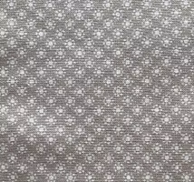 Tyg, vit blomma på beige