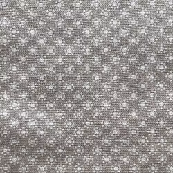 Tyg, vit blomma på beige