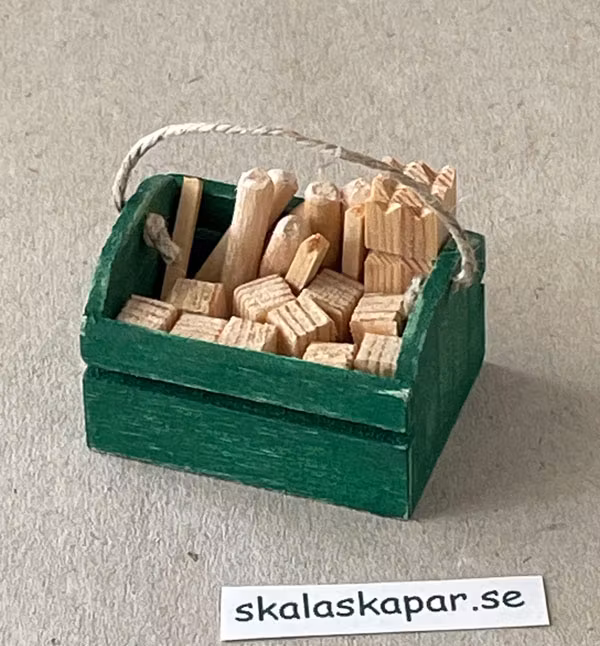 Kubbspel i trälåda