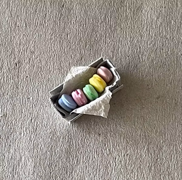 Macarons i låda