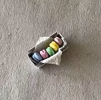 Macarons i låda