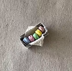 Macarons i låda