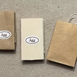 Två påsar och en kasse