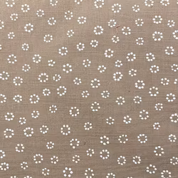 Tyg, beige med vit blomma