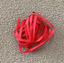 Satinband, rött, 2 mm