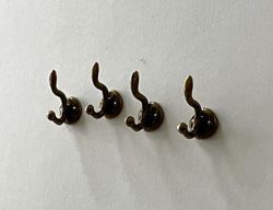 Krokar i metall, 4 st