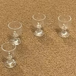 glas i plast, 4 st