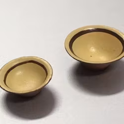 Skålar, 2 st, brunrand