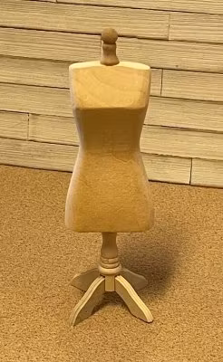 Provdocka, omålad