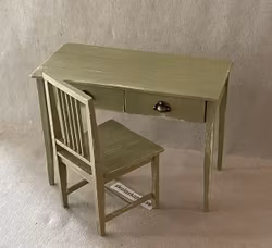 Skrivbord med stol, "antikgrönt"