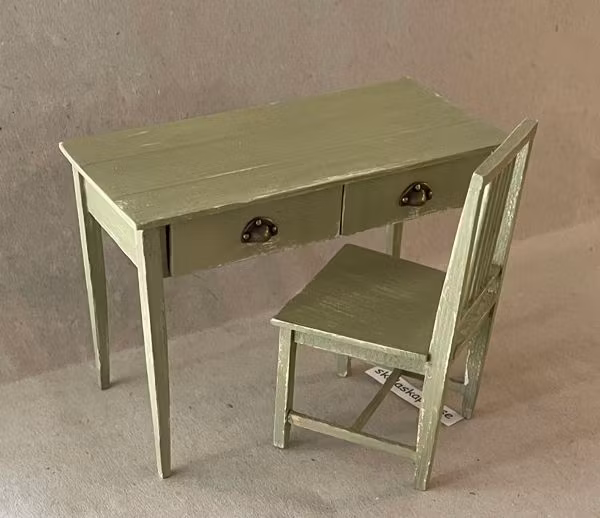 Skrivbord med stol, "antikgrönt"