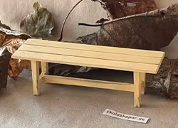 Ljusgul bänk, väderbiten