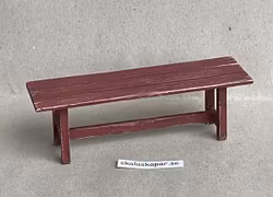 Brunröd bänk, väderbiten