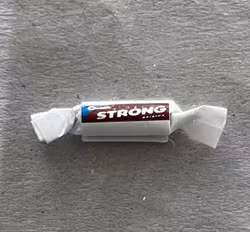 Strong, förpackning