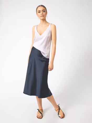 Hana Skirt Navy Ahlvar Gallery