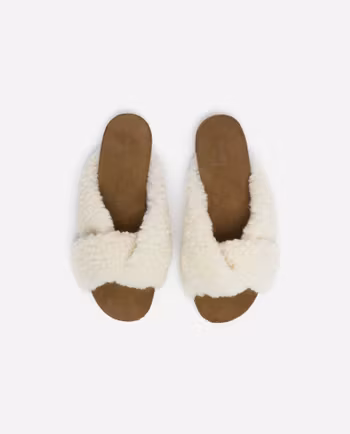 Lou Teddy Creme Flattered