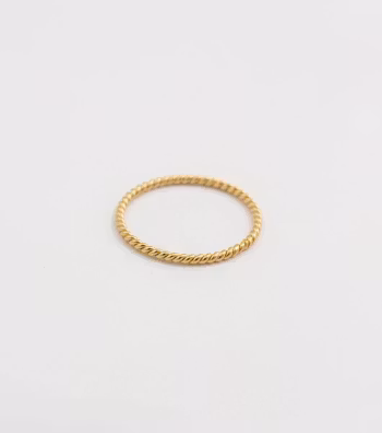 Tiny Twisted Ring Gold Syster P