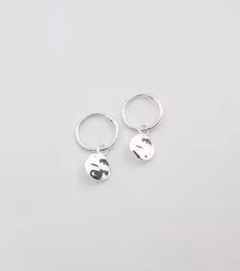 Minimalistica Hammered Earrings Silver Syster P