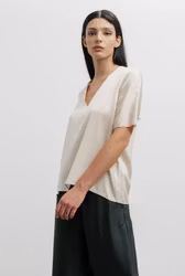 Yoli V-neck Blouse Cream Ahlvar Gallery