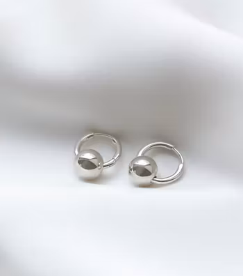 Universe Hoops Silver Syster P