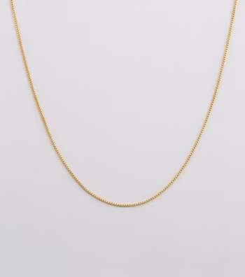 Beloved Short Box Chain Gold Syster P