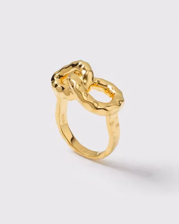 Bolded Hammered Links Ring Gold Syster P