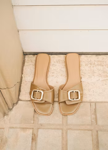 Mimi Leather Olive Flattered