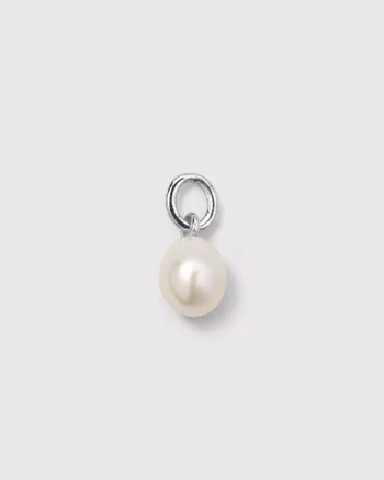 Beloved Pearl Pendant Silver Syster P