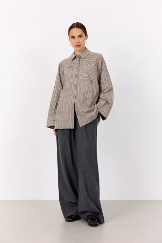 LR-Norah 1 Shirt Walnut Combi Levete Room