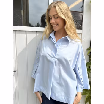 Klara Shirt Light Blue Continue