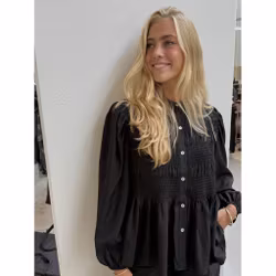 Chloe Smock Blouse Black Continue