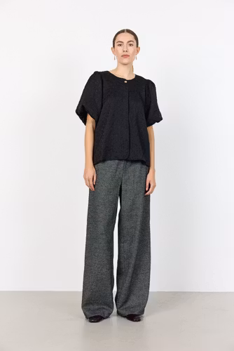 LR-Orit 2 Blouse Black Levete Room