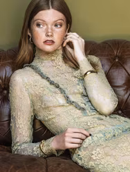 Meadow Avantgarde Earrings Chestnut Ylva Li