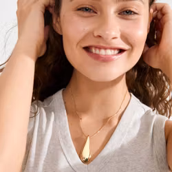 Alma Necklace Gold Pilgrim