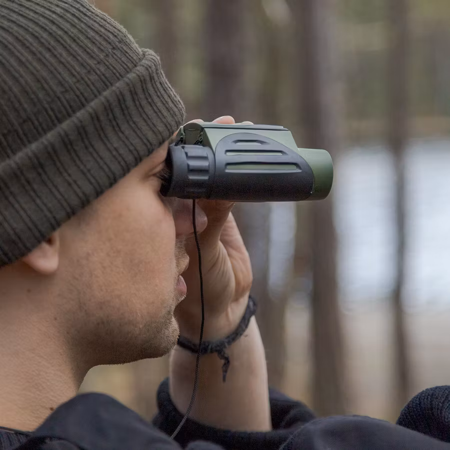 Kompaktkikare armé 8x25 (överskottsvara klass 1)