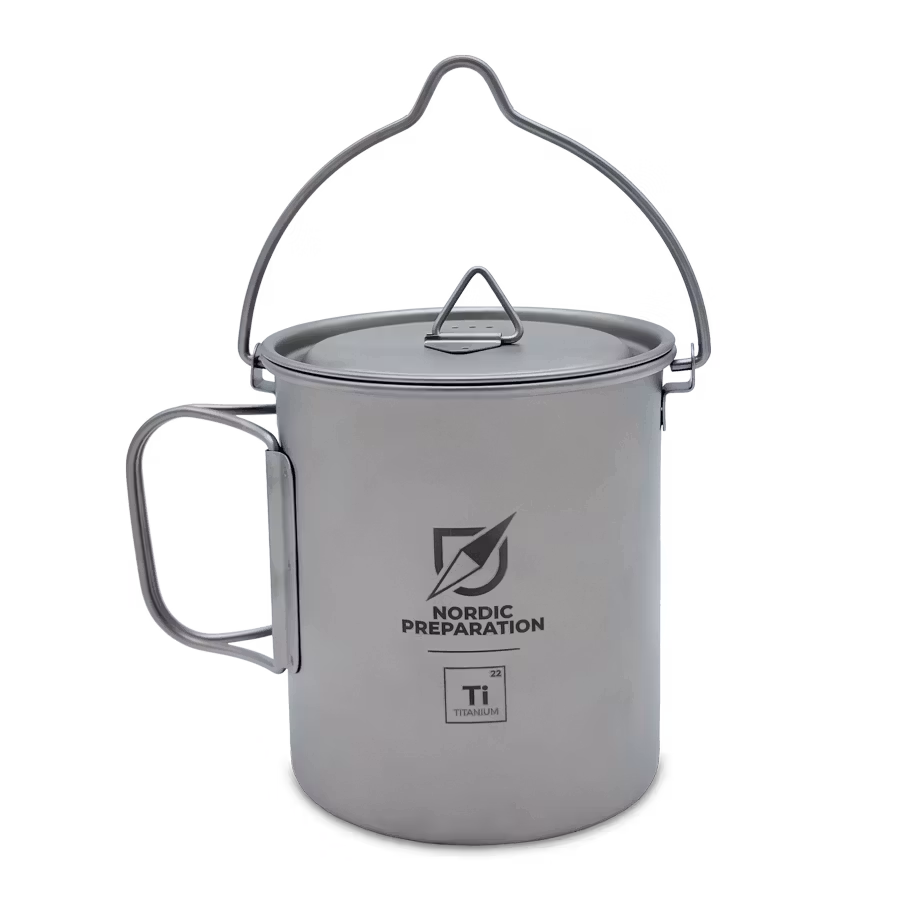 Titankopp med lock och hängare 750 ml