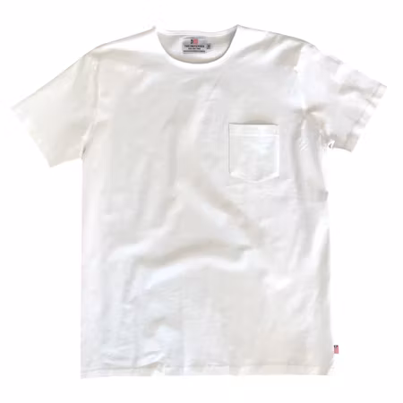 The Defender enfärgad t-shirt med bröstficka Vit S-XXL