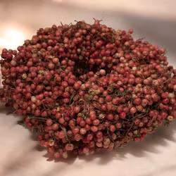 Kopia Krans olika kransar för dekoration av naturmaterial