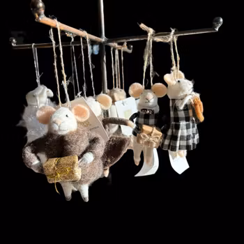 Julhänge söta möss i tovad syntetisk ull Olsson & Jensen