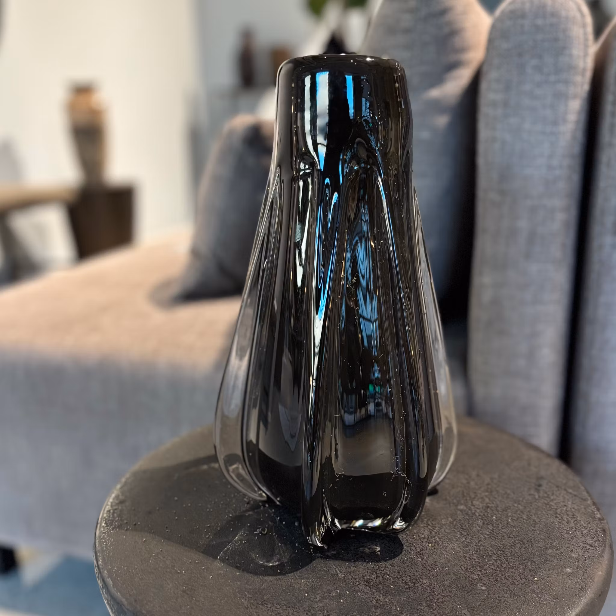 Vas i munblåst glas, brun House Doctor